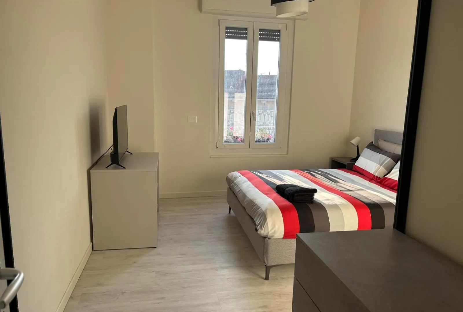 La Scighera De Milan - Appartamento In Porta Romana - Milano Apartmán